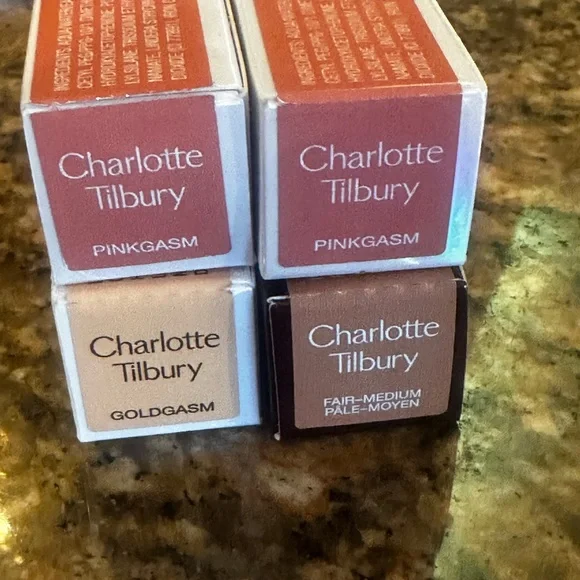 Charlotte Tilbury Set of Four Beauty Light Wands and Contour - Picture 2 of 8